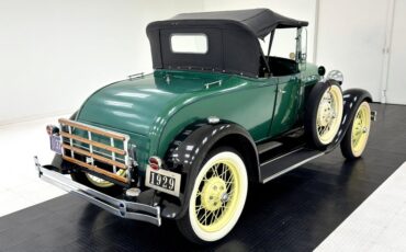 Unknown-Model-a-1929-Balsam-Green-Black-23