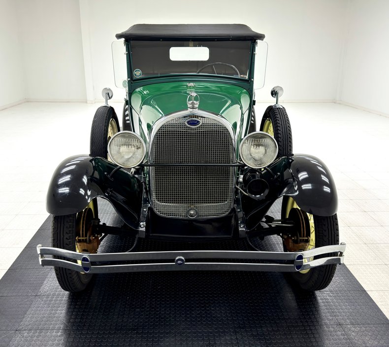 Unknown-Model-a-1929-Balsam-Green-Black-25