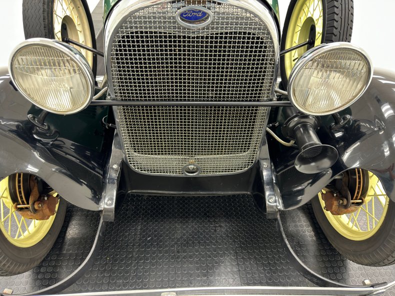 Unknown-Model-a-1929-Balsam-Green-Black-26