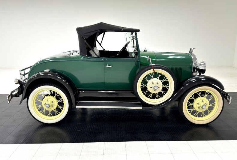 Unknown-Model-a-1929-Balsam-Green-Black-27