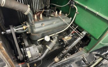 Unknown-Model-a-1929-Balsam-Green-Black-38