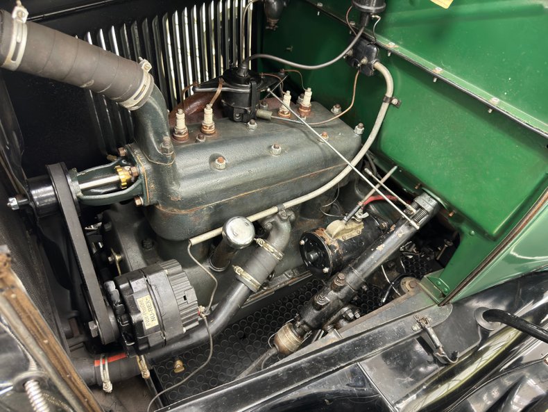 Unknown-Model-a-1929-Balsam-Green-Black-38