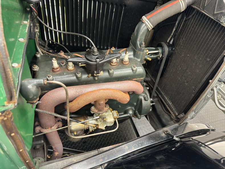 Unknown-Model-a-1929-Balsam-Green-Black-49