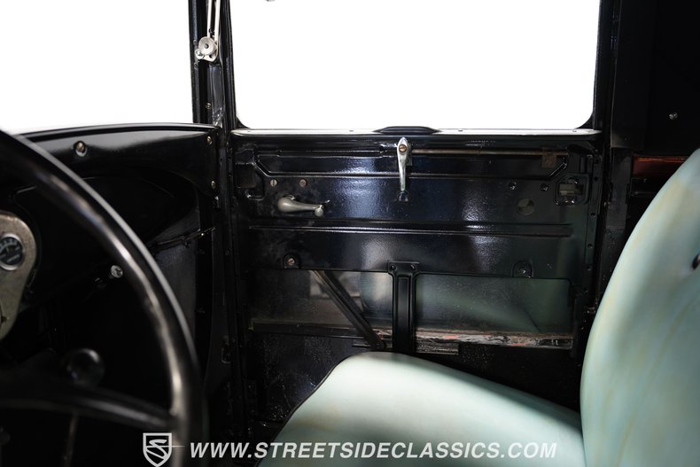 Unknown-Model-a-1929-Black-Green-13