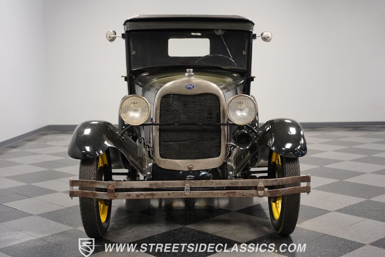 Unknown-Model-a-1929-Black-Green-3