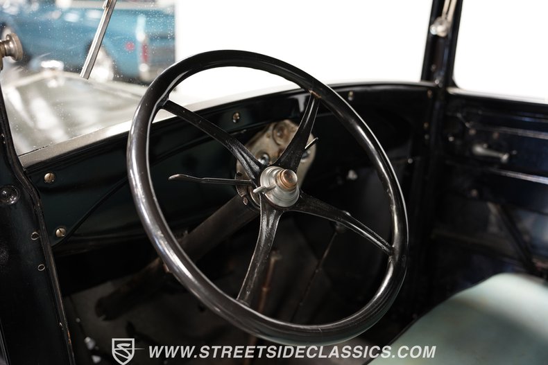 Unknown-Model-a-1929-Black-Green-44