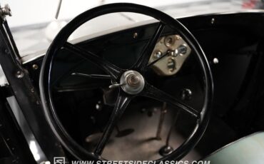 Unknown-Model-a-1929-Black-Green-45