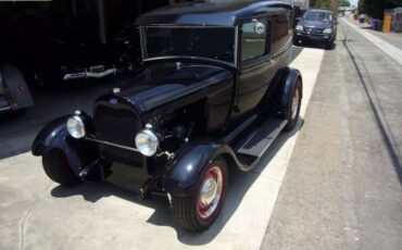 Unknown-Model-a-1929-Black-Red