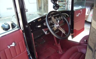 Unknown-Model-a-1929-Black-Red-8