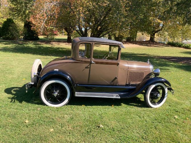 Unknown-Model-a-1929-Brown-Brown-5