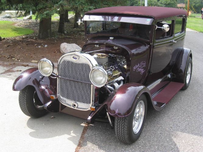 Unknown-Model-a-1929-Burgundy-Burgundy
