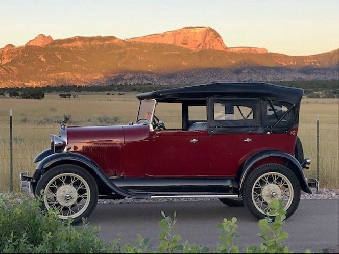 Unknown-Model-a-1929-Red-Black-9