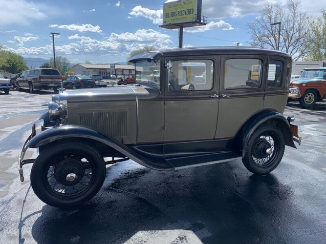 Unknown-Model-a-1930-Brown-Brown-12