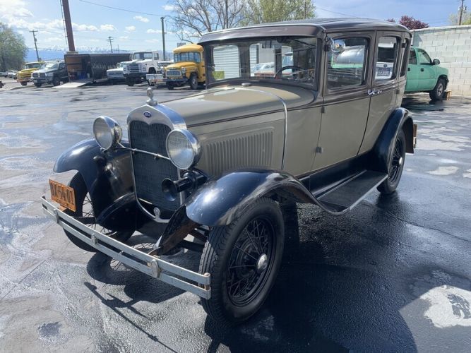 Unknown-Model-a-1930-Brown-Brown-16