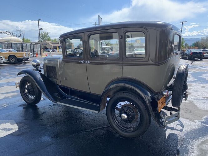 Unknown-Model-a-1930-Brown-Brown-8