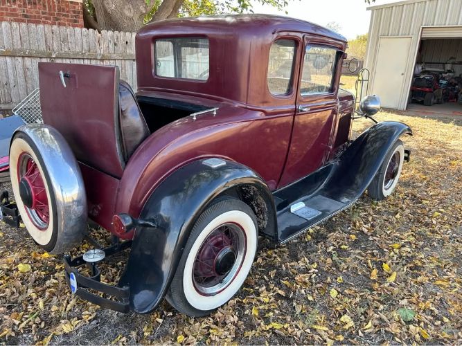 Unknown-Model-a-1930-Burgundy-Burgundy-5