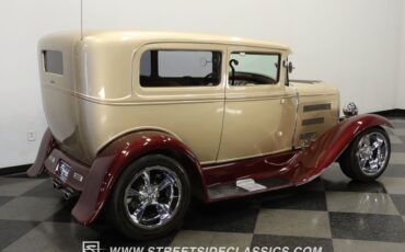 Unknown-Model-a-1930-Champagne-Metallic-Gold-10