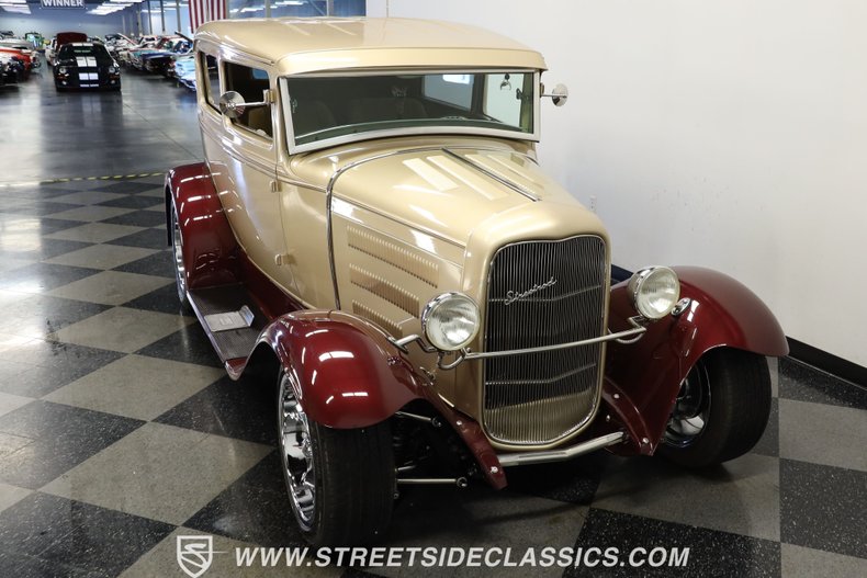 Unknown-Model-a-1930-Champagne-Metallic-Gold-13
