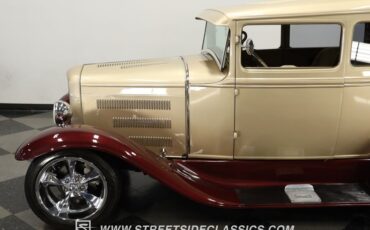 Unknown-Model-a-1930-Champagne-Metallic-Gold-20