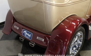 Unknown-Model-a-1930-Champagne-Metallic-Gold-22