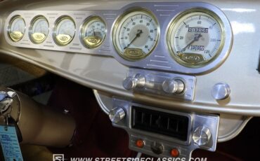 Unknown-Model-a-1930-Champagne-Metallic-Gold-34
