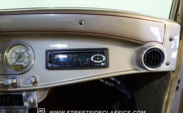 Unknown-Model-a-1930-Champagne-Metallic-Gold-43