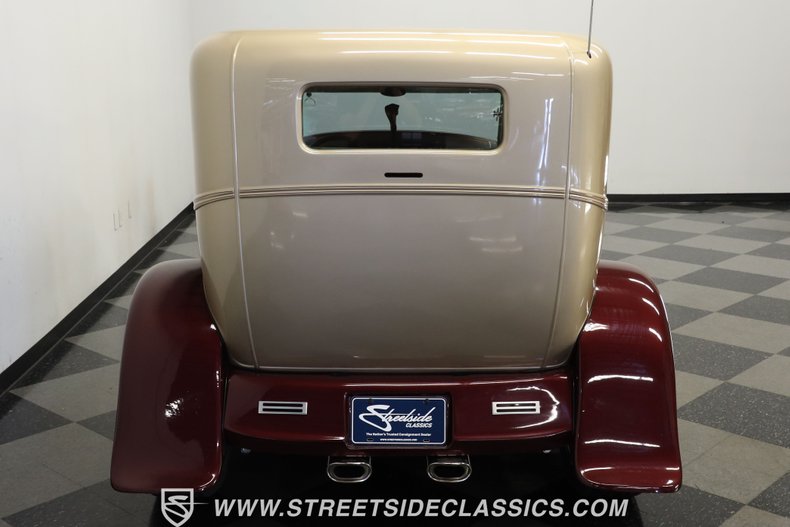 Unknown-Model-a-1930-Champagne-Metallic-Gold-7