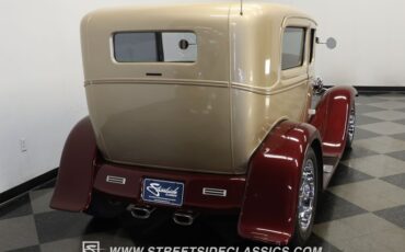 Unknown-Model-a-1930-Champagne-Metallic-Gold-8