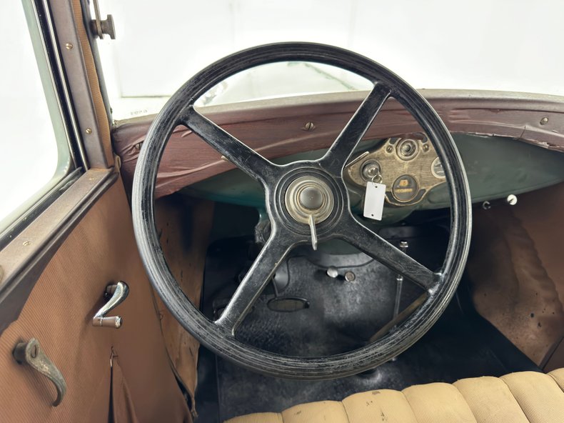 Unknown-Model-a-1930-Elkpoint-Green-Tan-45