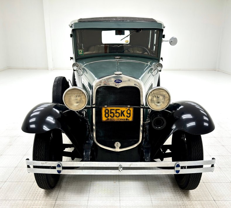 Unknown-Model-a-1930-Elkpoint-Green-Tan-8