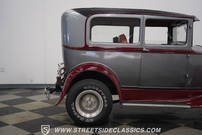 Unknown-Model-a-1930-Gray-Brown-18