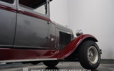 Unknown-Model-a-1930-Gray-Brown-4
