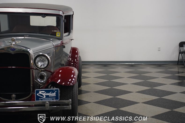 Unknown-Model-a-1930-Gray-Brown-45
