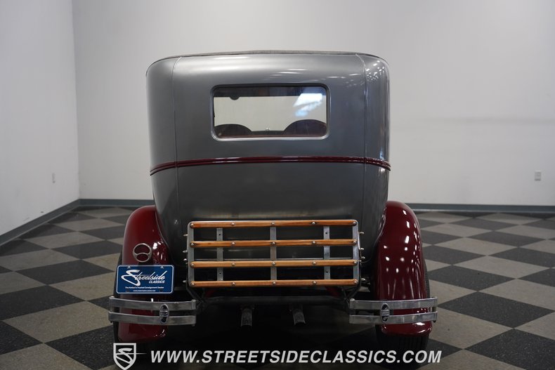 Unknown-Model-a-1930-Gray-Brown-6