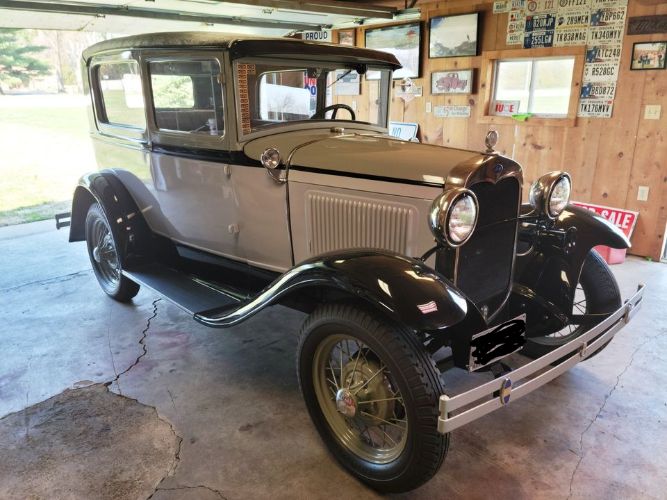 Unknown-Model-a-1930-Gray-Tan-7