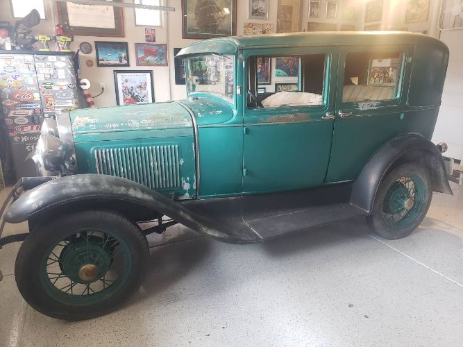 Unknown-Model-a-1930-Green-12