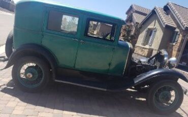 Unknown-Model-a-1930-Green-2