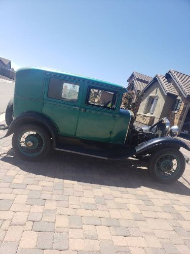 Unknown-Model-a-1930-Green-2