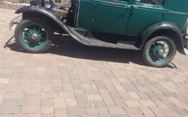 Unknown-Model-a-1930-Green-4