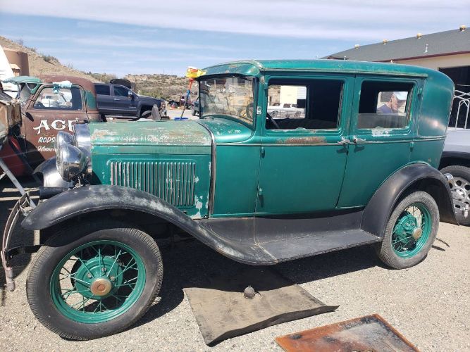 Unknown-Model-a-1930-Green-7