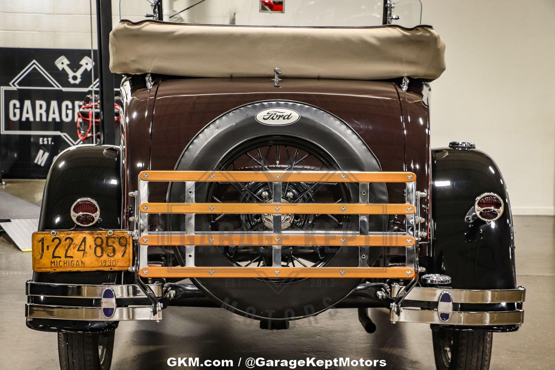 Unknown-Model-a-1930-Thorn-Brown-Black-10