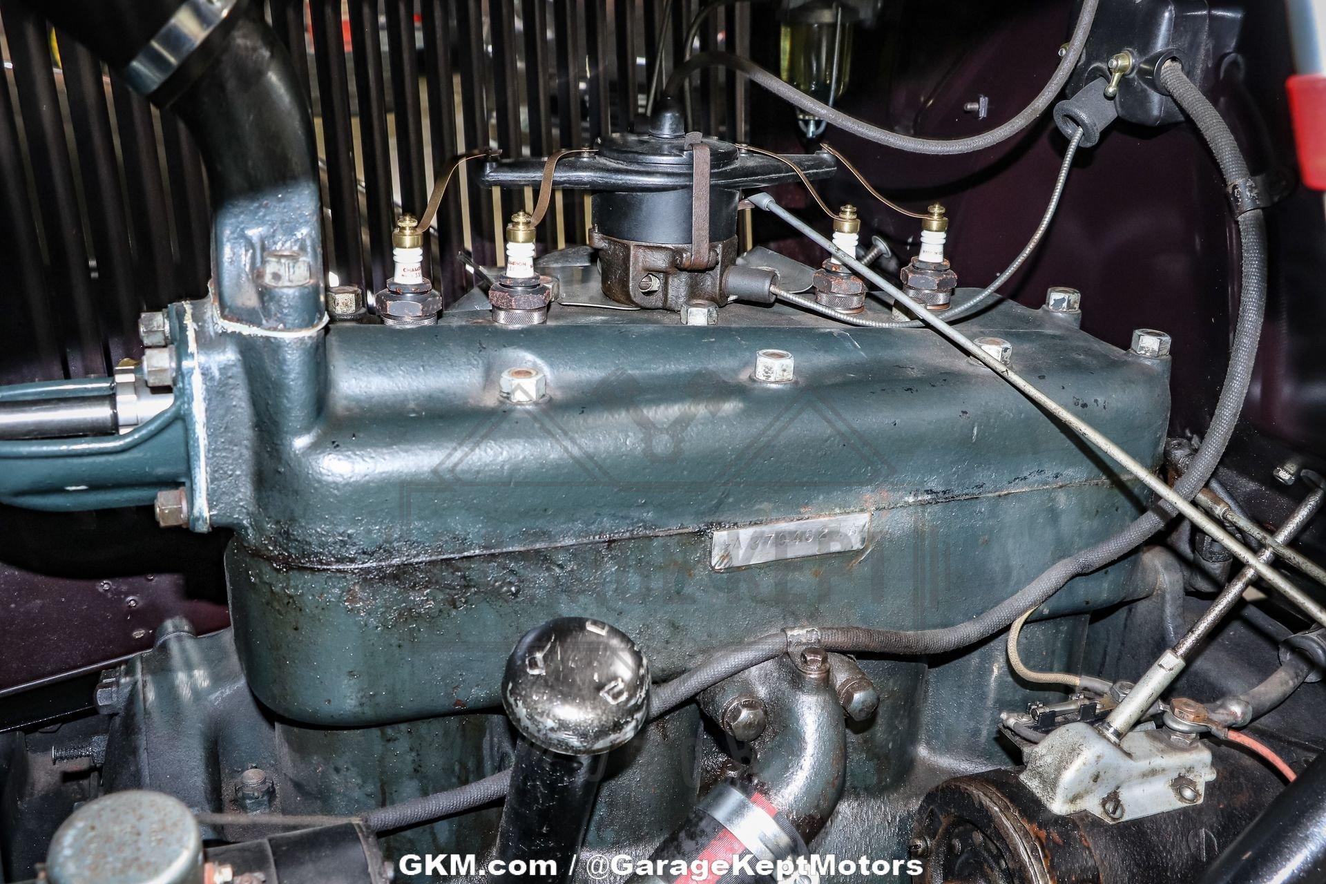 Unknown-Model-a-1930-Thorn-Brown-Black-14