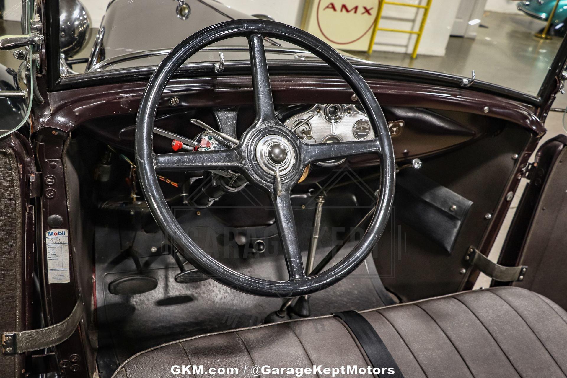 Unknown-Model-a-1930-Thorn-Brown-Black-3
