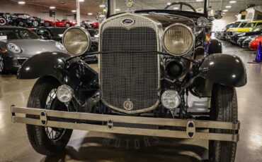 Unknown-Model-a-1930-Thorn-Brown-Black-30