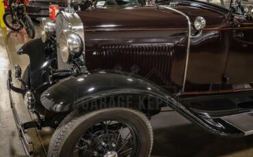 Unknown-Model-a-1930-Thorn-Brown-Black-37