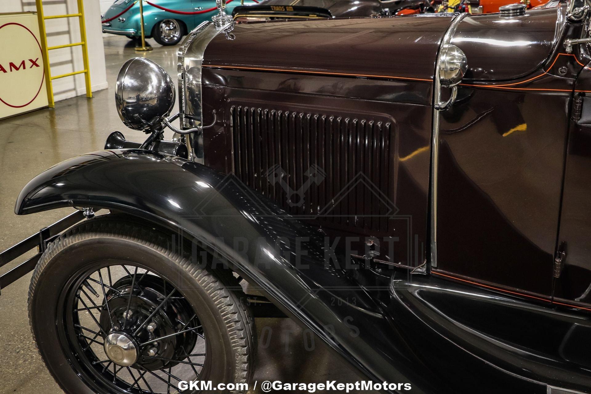 Unknown-Model-a-1930-Thorn-Brown-Black-38