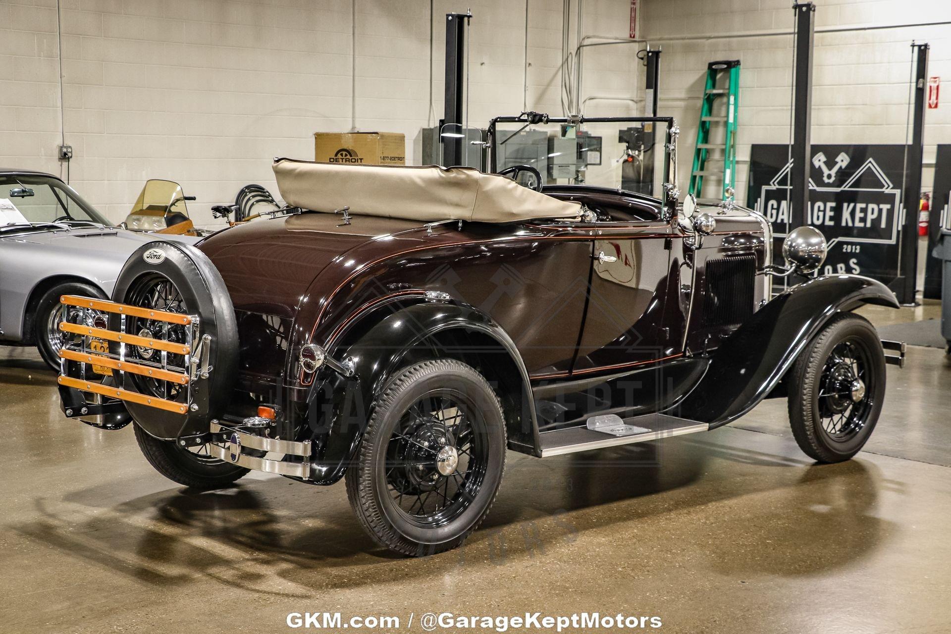 Unknown-Model-a-1930-Thorn-Brown-Black-4