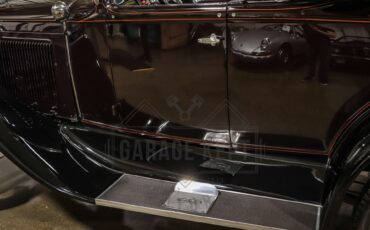 Unknown-Model-a-1930-Thorn-Brown-Black-40