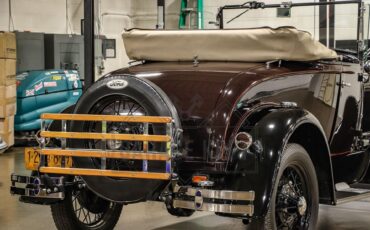 Unknown-Model-a-1930-Thorn-Brown-Black-45