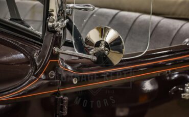 Unknown-Model-a-1930-Thorn-Brown-Black-5